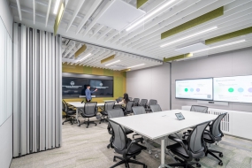 小面积办公室精装修图片