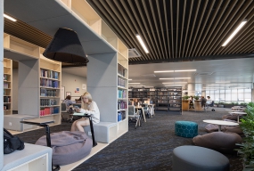 现代港式办公室装修图片