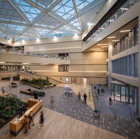 国外律师事务所办公室装修图