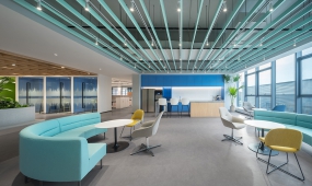 女性办公装修实景图