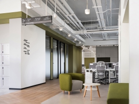 半封闭办公室装修图