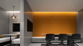 灰色配金色办公室装修风格图