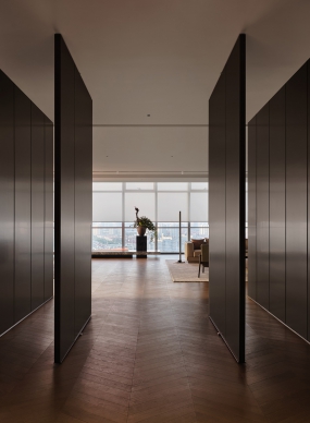 黑白灰装修办公室图