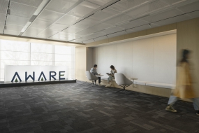 无吊顶简约办公室装修图