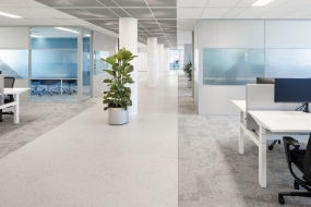 400平方米智能化公司办公室装修图