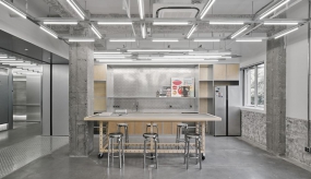 广告公司办公室装修实景图