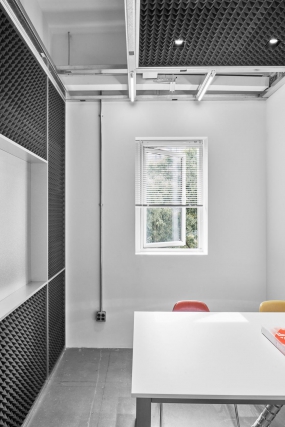 星巴克办公装修风格图