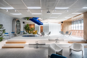 高级水泥灰装修办公空间