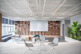 广告传媒公司办公室装修效果图