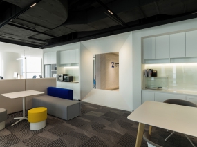 老总办公室装修风格效果图