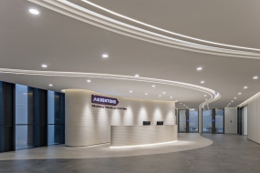 小户型loft风格办公室装修图