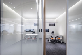 传媒公司总裁办公室装修图