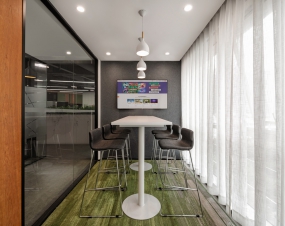 两层挑空办公楼装修图