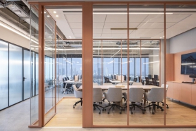 老板办公室天花吊顶装修图