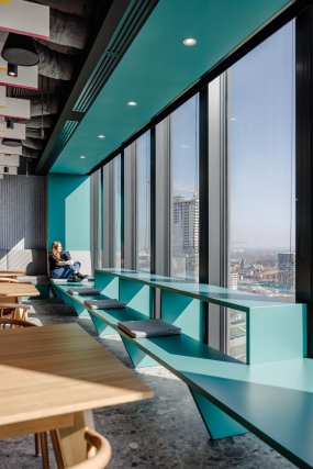 50平小户型复式楼办公装修