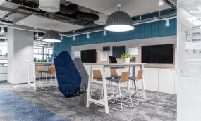 装修小面积的办公室图片大全