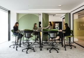 办公区装修硅谷风格图