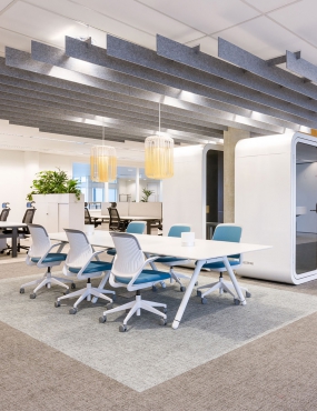 厂房式办公室装修效果