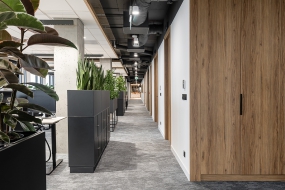 中式办公室天花板装修效果图