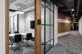 办公室装修效果图轻奢现代实景