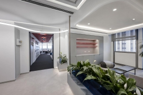 办公室挑高办公楼装修效果图