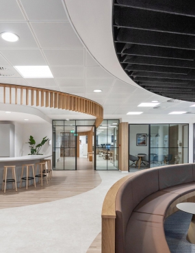 办公室轻奢风装修效果