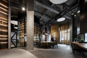 办公室装修隔断风格图