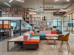 绿色办公室装修效果图