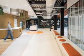 装修小型办公室空间效果