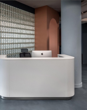 学院风办公装修案例图