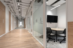 简欧办公装修风格案例图