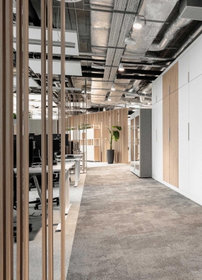 知名企业办公室装修风格图