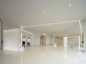 知名企业办公楼装修风格图