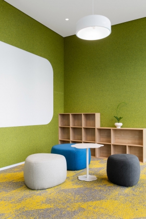 工厂改造办公室装修实景效果