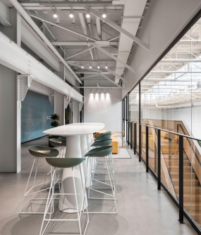 日式简约风装修办公室空间实景图