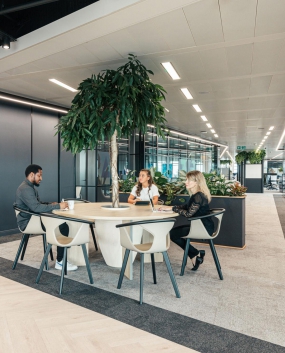 厂房式办公室装修设计图