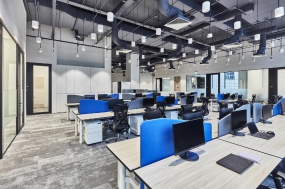 知名的高级感办公室装修图片