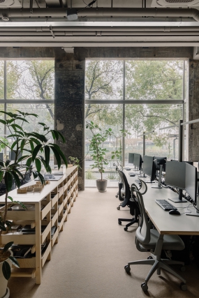 服装办公楼装修实景图