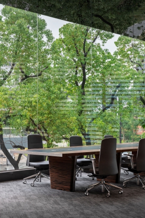 新媒体公司办公室装修风格效果