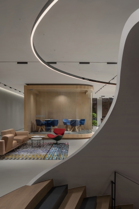 个性化办公楼装修效果实景