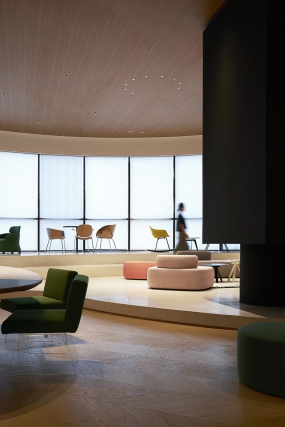 美式现代风格流行办公室装修图片