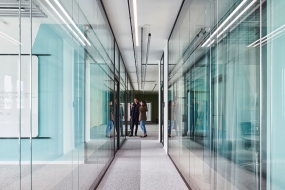 女总裁办公室装修图片现代简约风