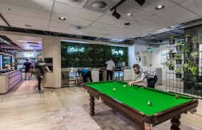 最新式办公室设计装修效果