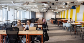 耐克公司总监办公室设计装修图