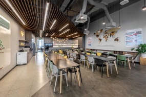 大型空间办公室设计装修方案图