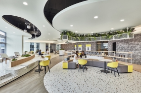 极简办公室设计装修实景图