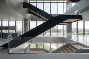 现代风格老板办公室装修设计实景